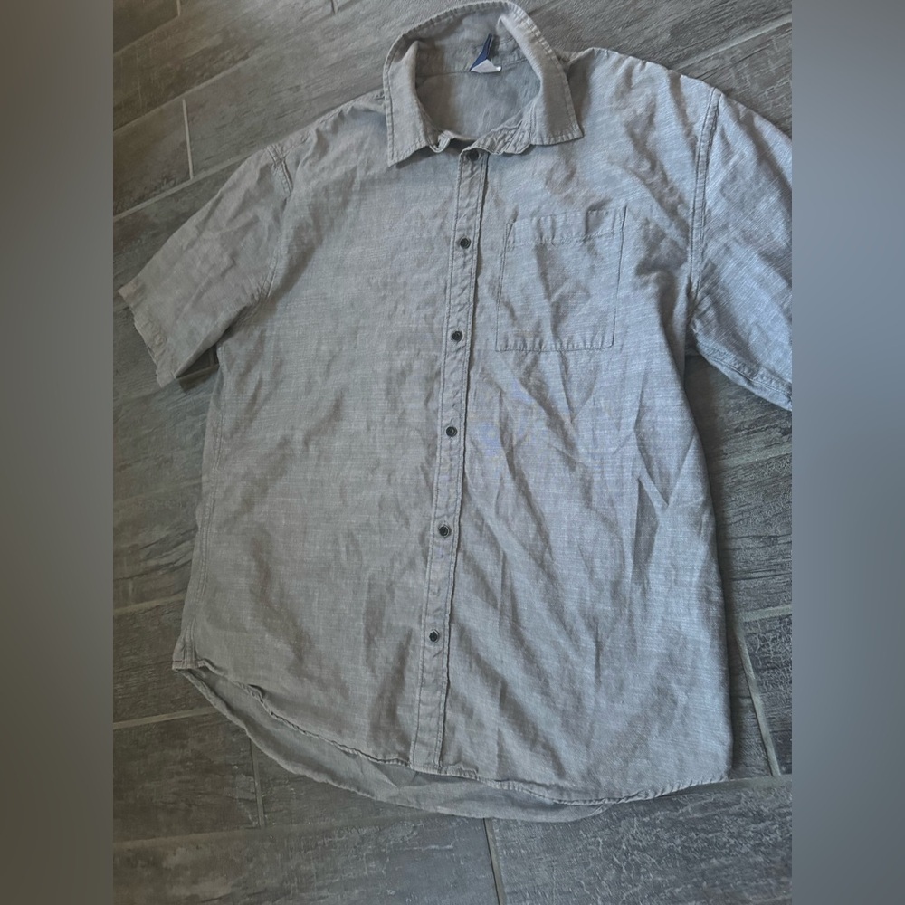 Divided H&M Short Sleeve Button Down Shirt Men's Gray  Striped 100% Cotton Large